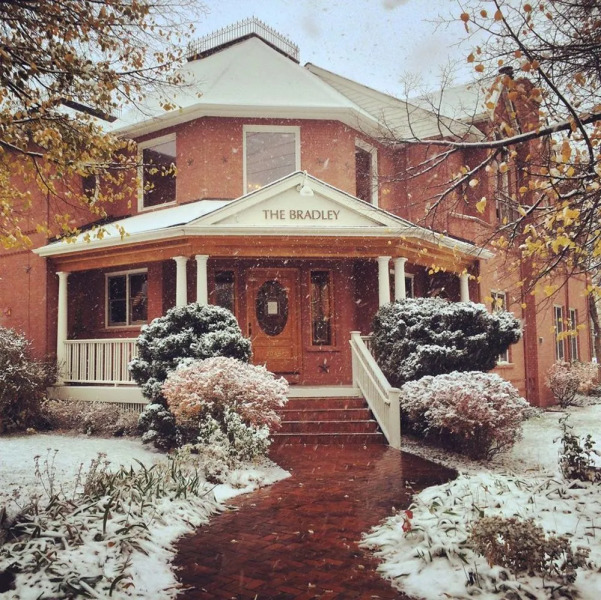 Bradley Boulder Inn