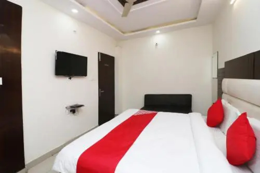 OYO 29028 Hotel Rajpushp