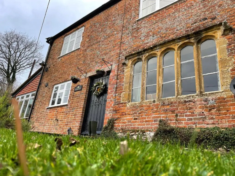 Beautiful 2bed Cottage in Knowle St Giles nr Chard