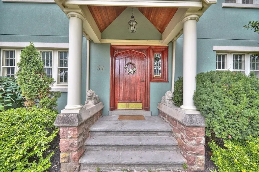 Ridley Executive stay