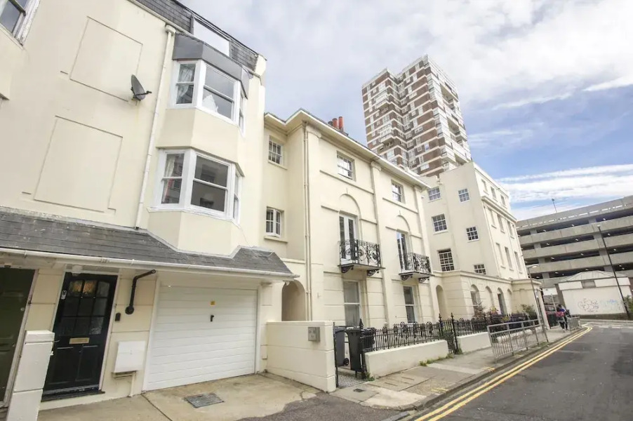 Brighton Townhouse Central by Brighton Holiday Lets