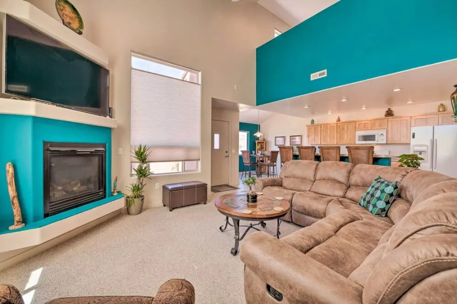 Moab Townhome w/ Patio - 11 Mi. to Arches NP!