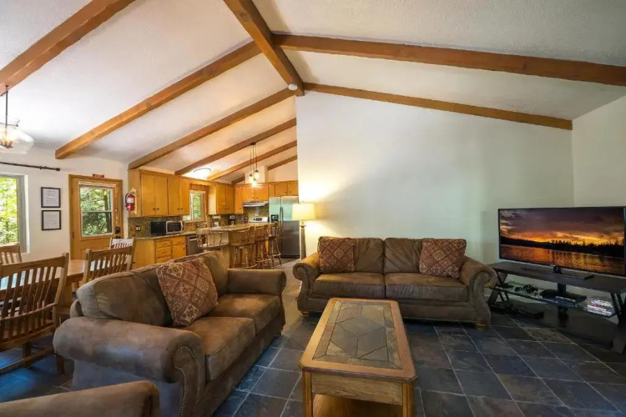 Evergreen - 3BR/2BA Home