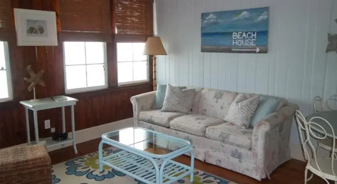Amelia Oceanfront Bed and Breakfast