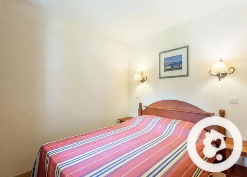 N111, parc d'arradoy-St Jean Pied de Port