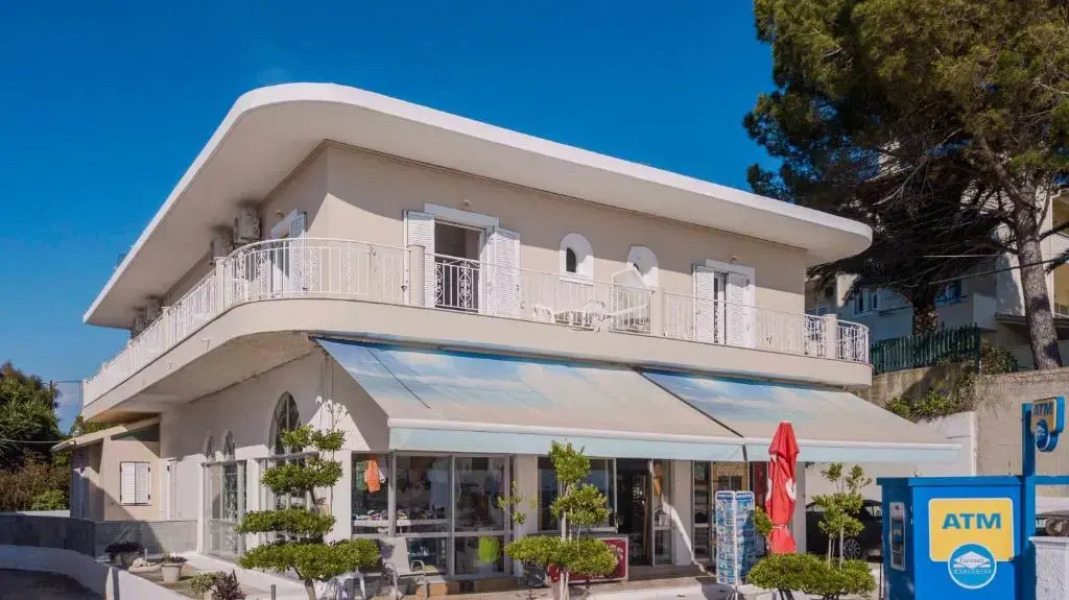 Azure Mare Studios by Hotelius