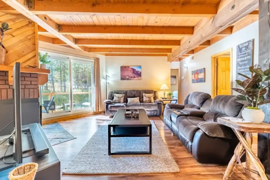 Treehouse #107, Building G by Summit County Mountain Retreats