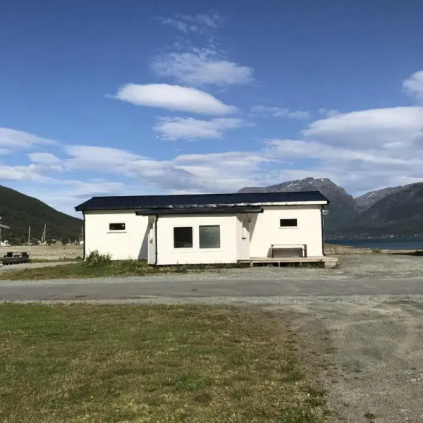Løkvollstranda camping As