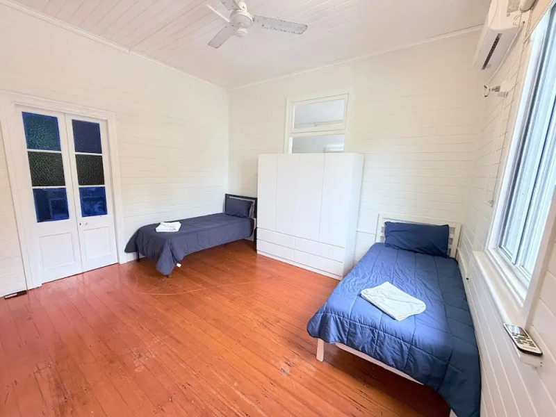 Beach accommodation shared facility