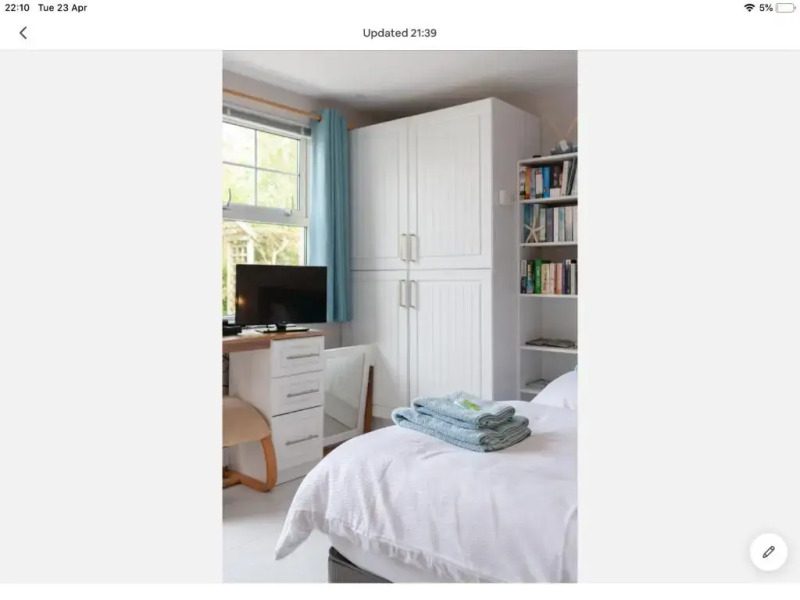 The Studio Castlerock with Hot Tub