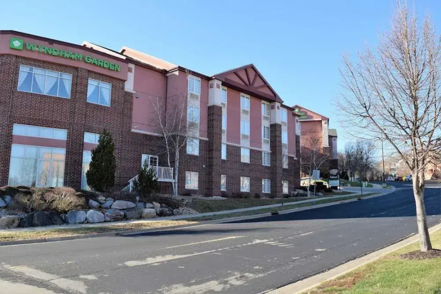 Quality Inn & Suites