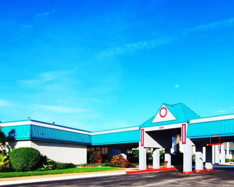 Inn at Kennedy Space Center