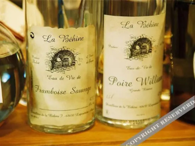 Wine Coffee & More - All Suite Hotel