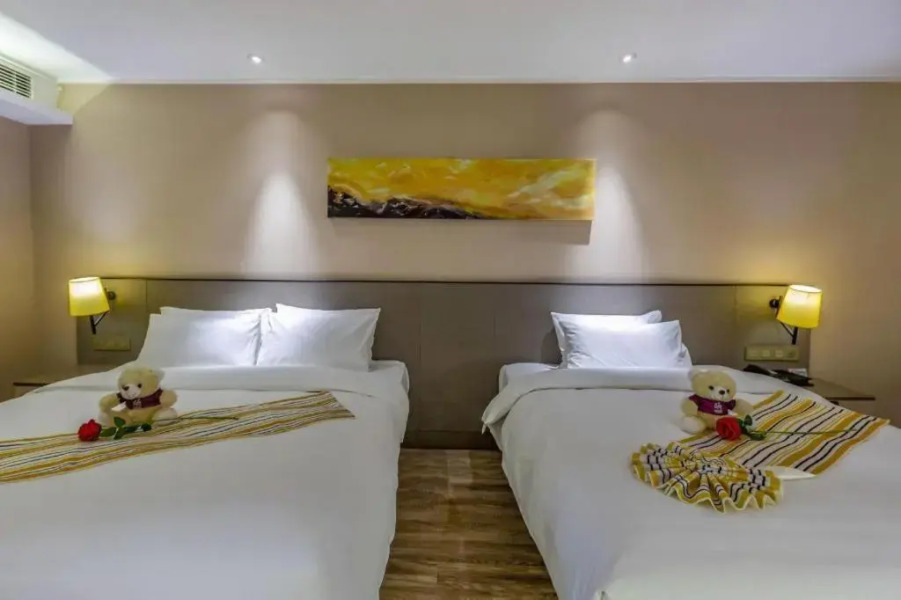 【locals】Taian Taishan District Baolongcity Square