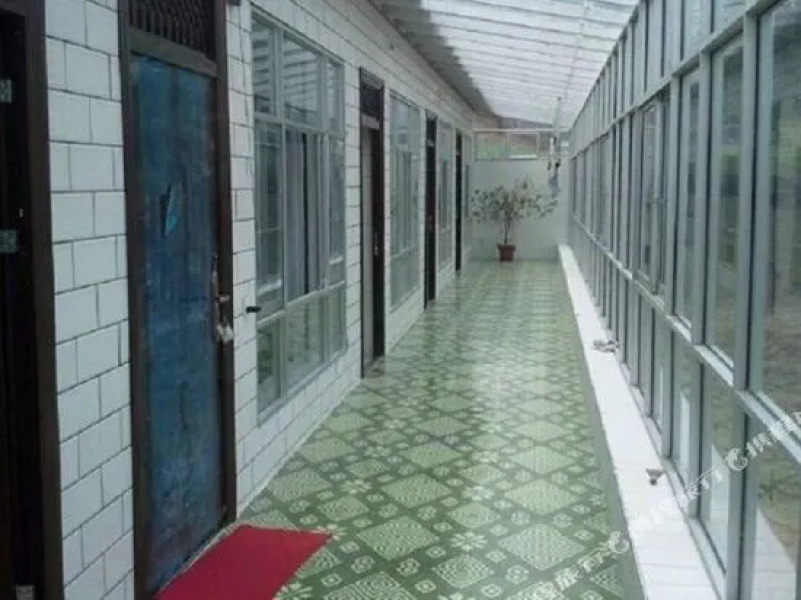 Yijia Guest House