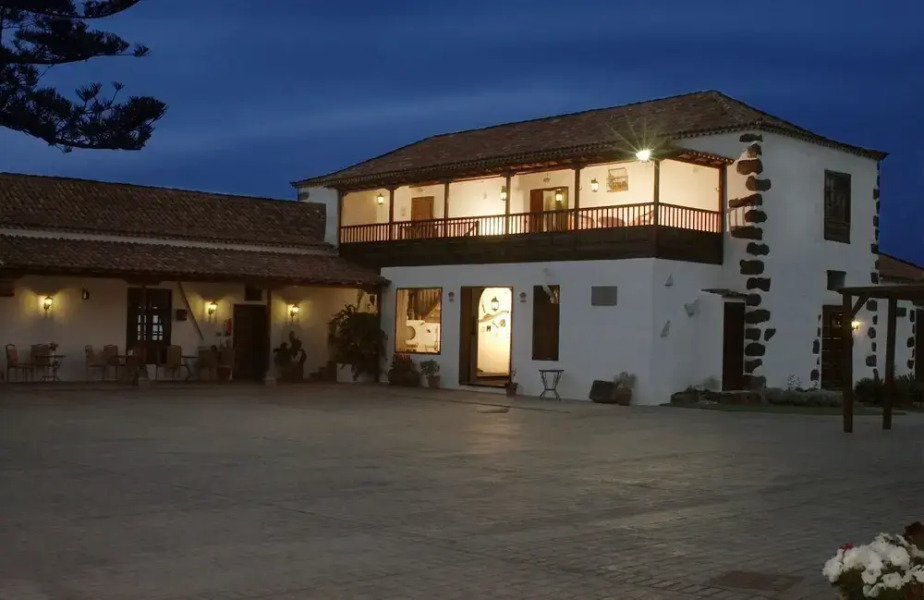Hotel Rural Finca Sulula