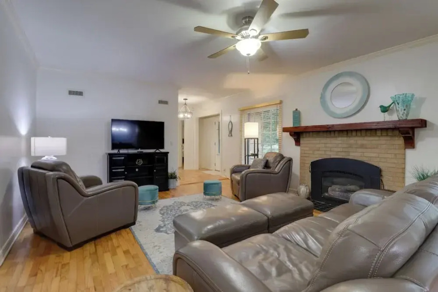 7 Mi to Lake Eucha: Home w/ Game Room in Jay!