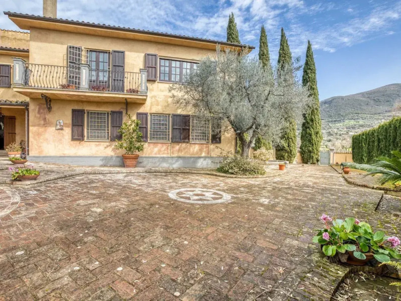 Graceful Holiday Home in Poggio Catino With Swimming Pool