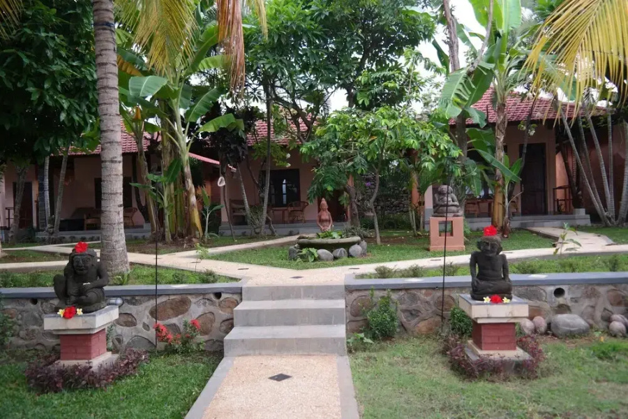 1000 Dream Bungalow & Resort