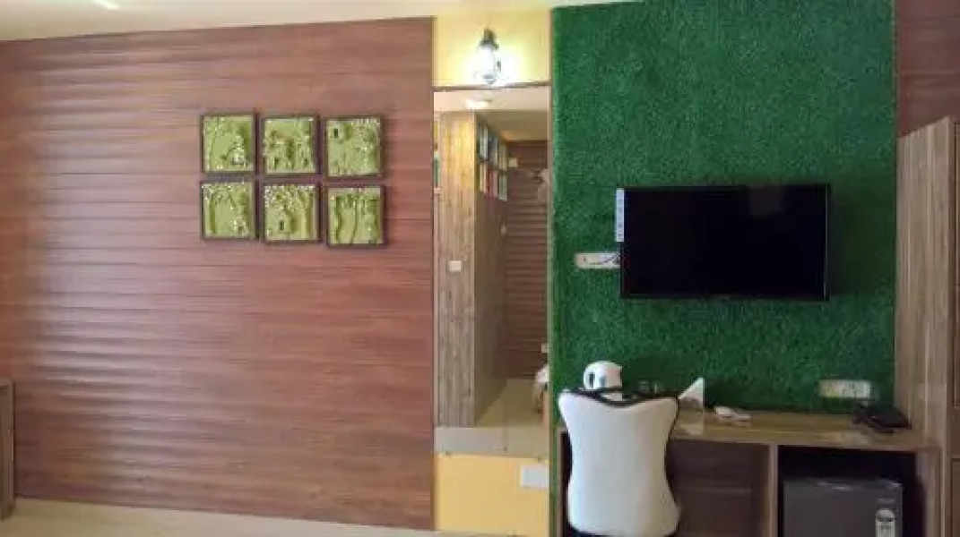 The Space Jungle Retreat