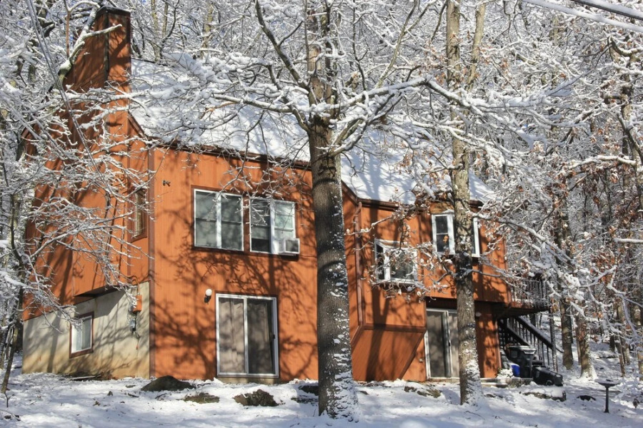 Beautiful Lakeside House Near Camelback