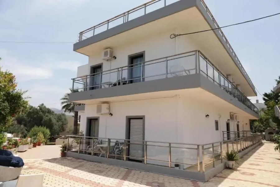 Maria Apartments by Checkin