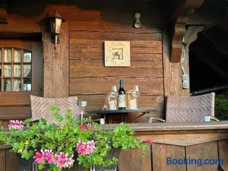 Hadassa Apartment Mutzli