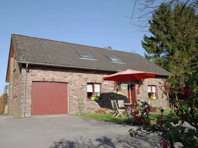 Nice Holiday Farmhouse Located in Sourbrodt near Ski Resort of Ovifat