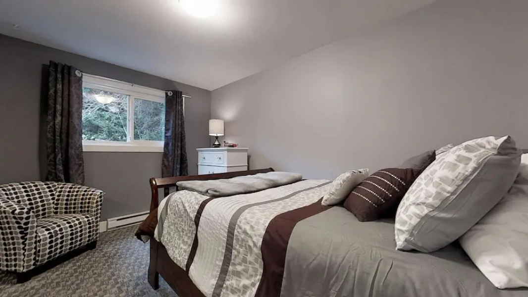 Serene Escape Family Home on Triangle Mountain