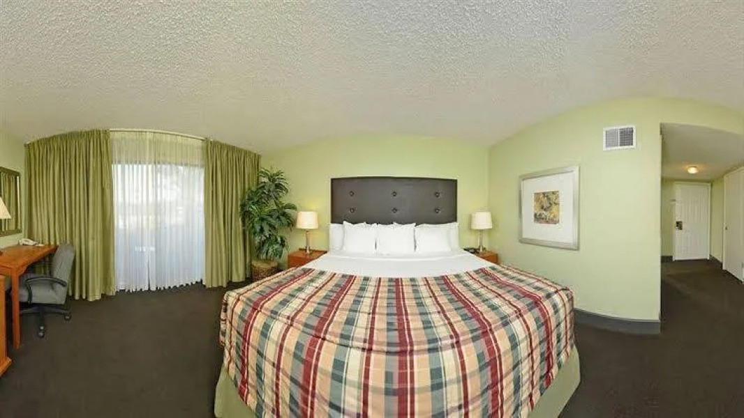 Clarion Inn and Conference Center Sacramento