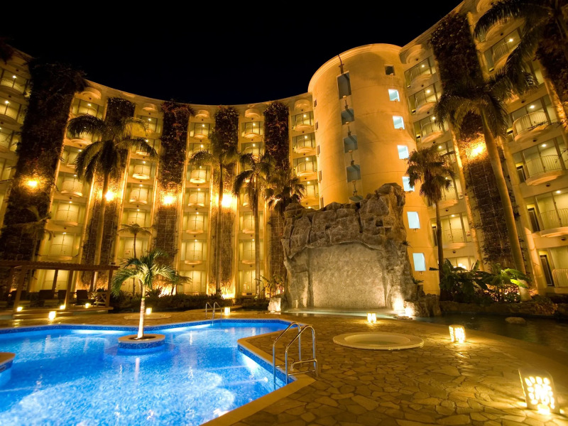 Okinawa Kariyushi Beach Resort Ocean Spa