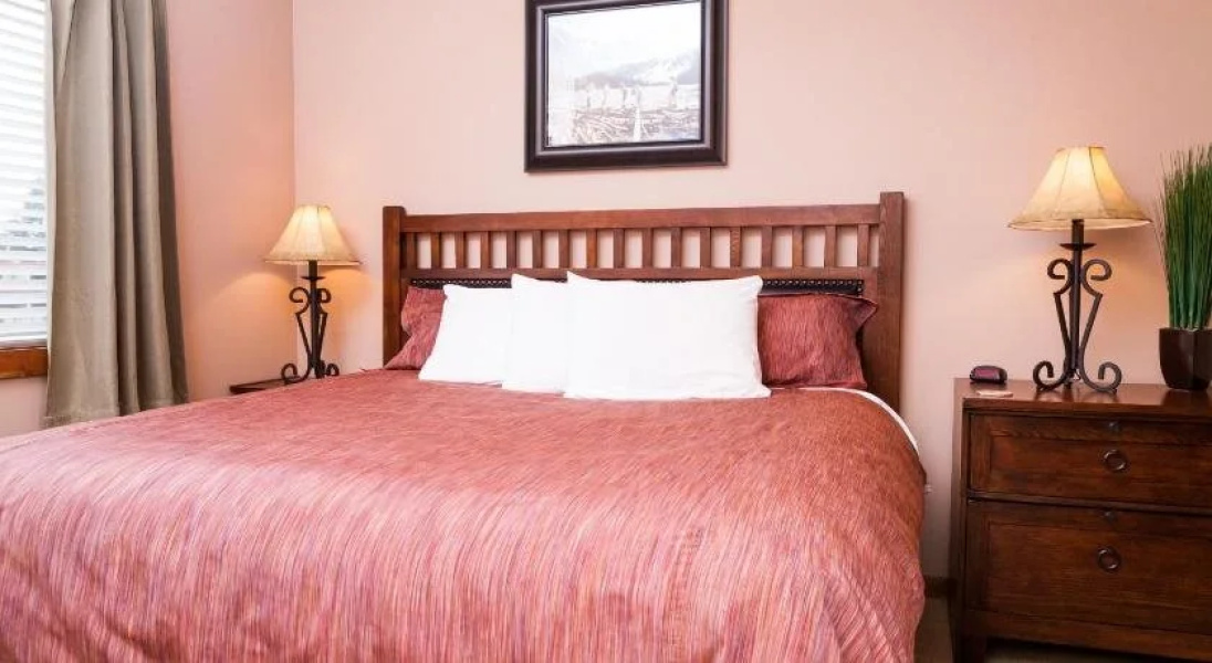 Glacier Ridge Suites
