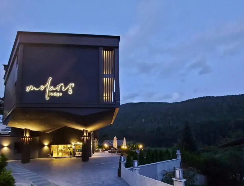 Molaris Lodge