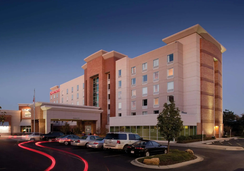 Hampton Inn & Suites St. Louis at Forest Park