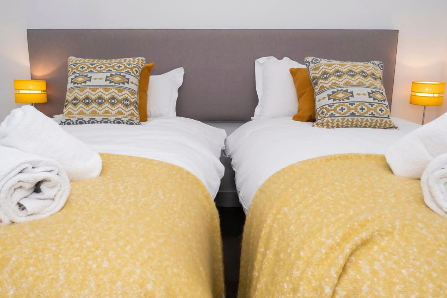 2 Middlecombe - Luxury Apartment at Byron Woolacombe, only 4 minute walk to Woolacombe Beach!