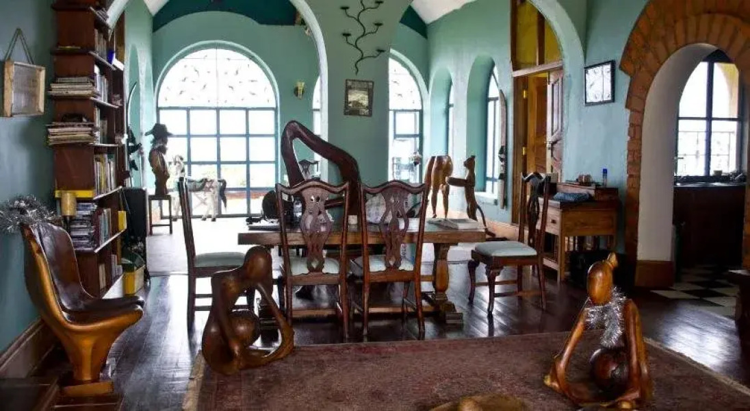 One Minute South Villa