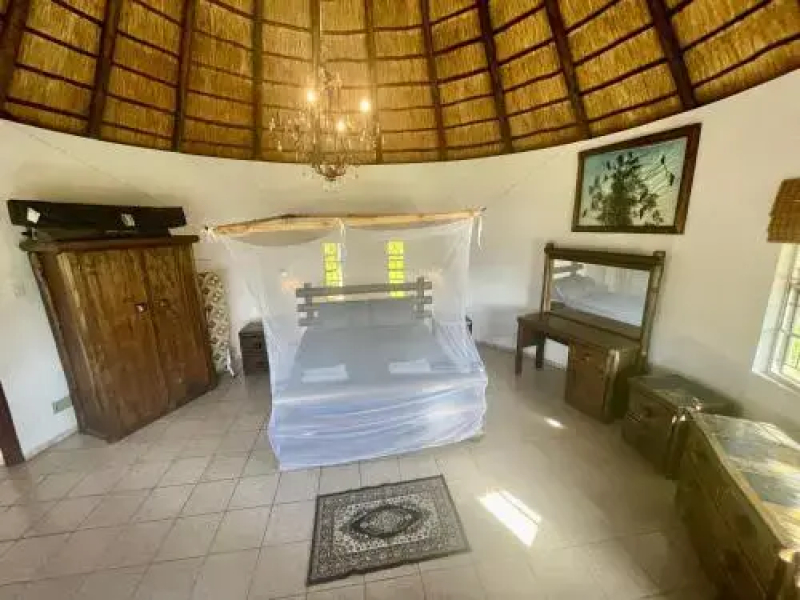 Nhambavale Lodge