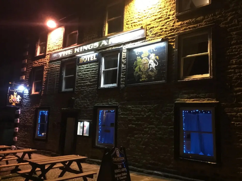 Kings Arms Hotel