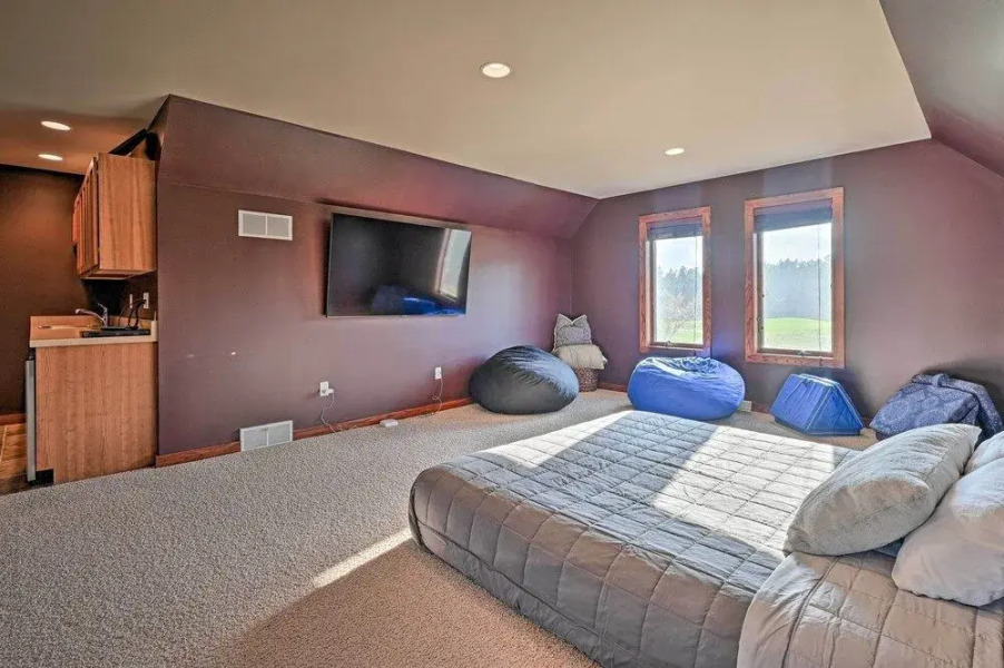 Northern Bay Resort Home - Half-mi to Lake!