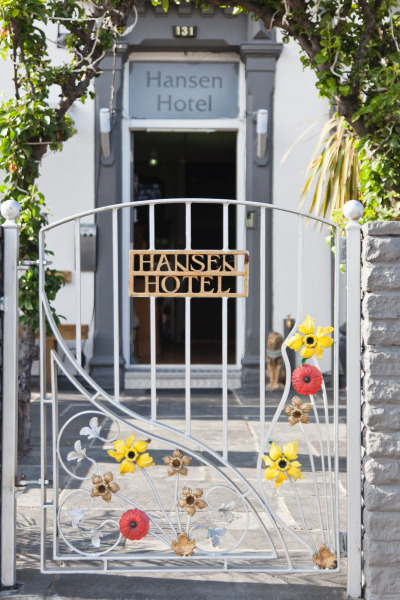 Hansen Hotel
