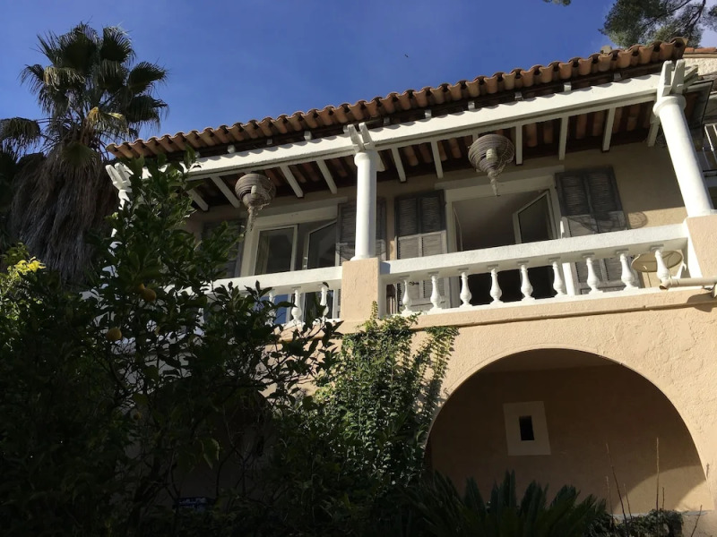 Villa La Rochette with Pool & Seaview