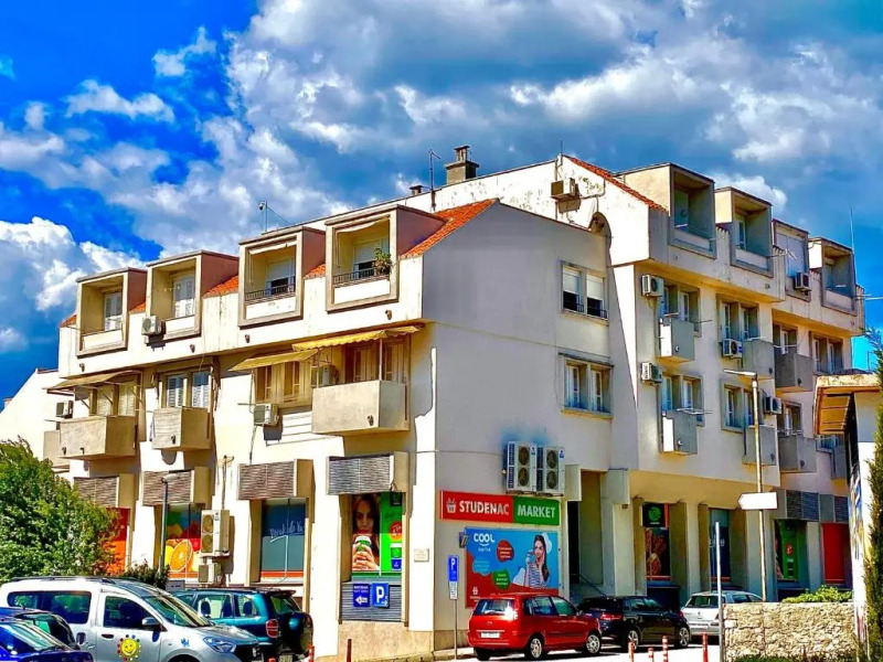 Studio apartment F&J