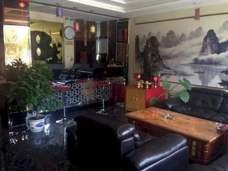 Yingxian County Super 8 Hotel