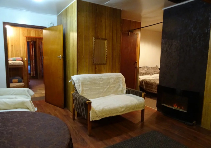 Crayfish Creek Van & Cabin Park