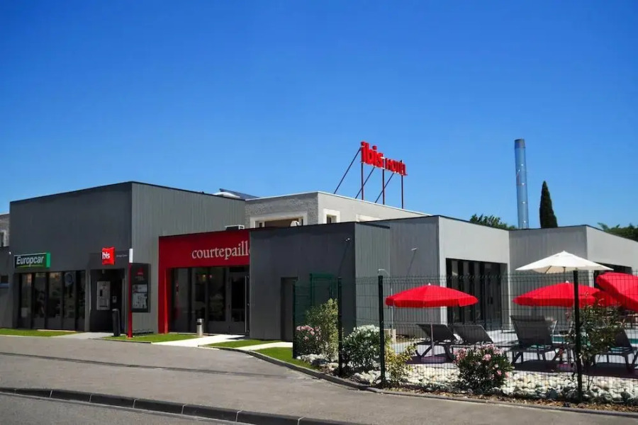 Ibis Orange Centre Échangeur A7 A9