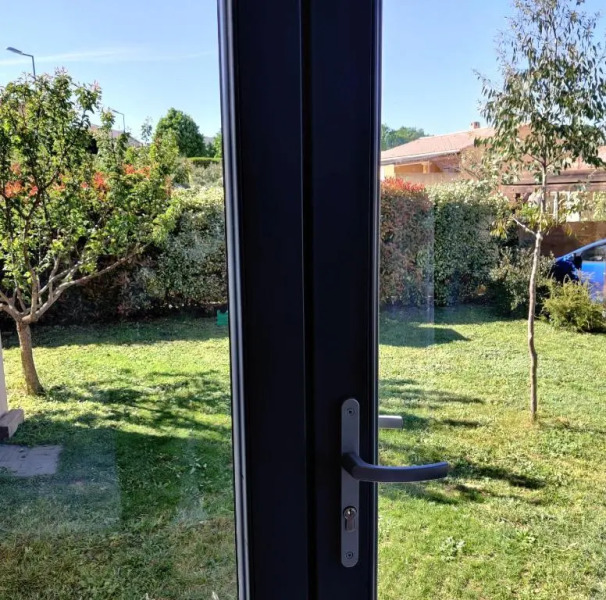 La Cabane de Lili Prune (Adults Only)