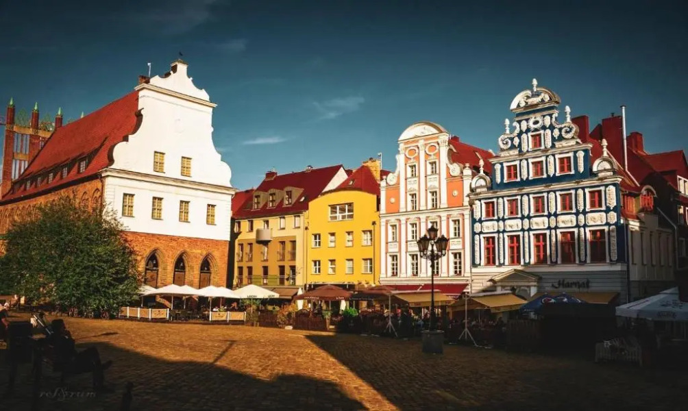 Black Pearl gryf apartments