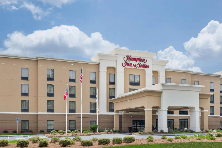Hampton Inn & Suites Savannah-Airport