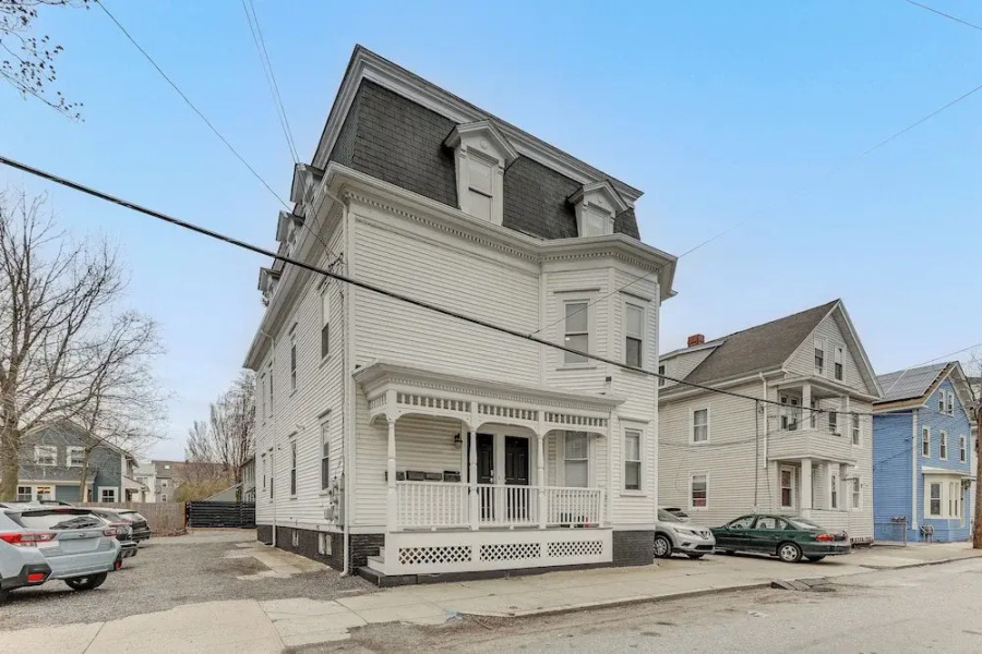 1 Mi to Dtwn: Pet-friendly Providence Apt w/ Yard