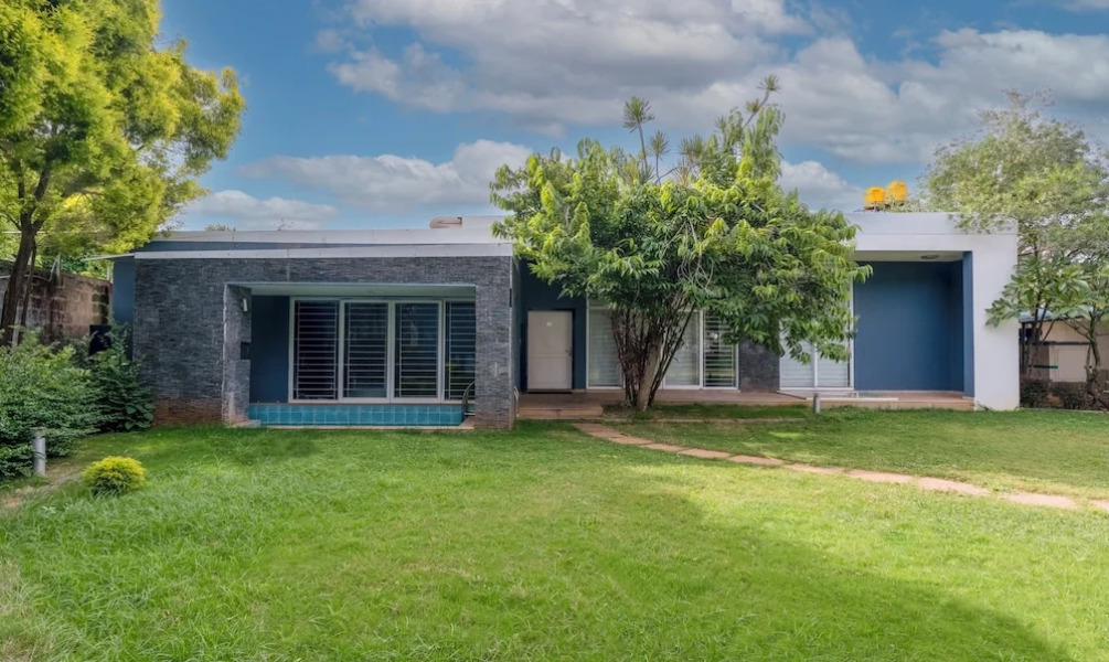 Treebo Midvalley Residence